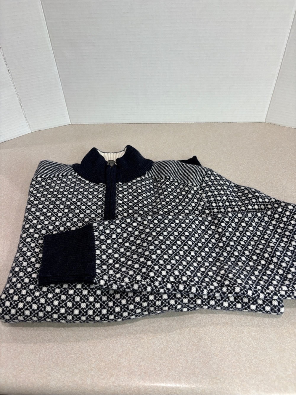 Men's Black & White Patterned Half-Zip Sweater Shirt
